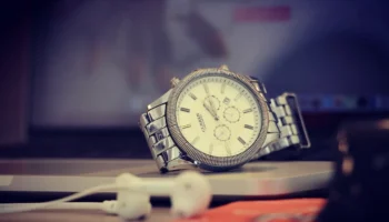 Montre high-tech des montres connectées idéales à offrir pour un anniversaire ou une fête.